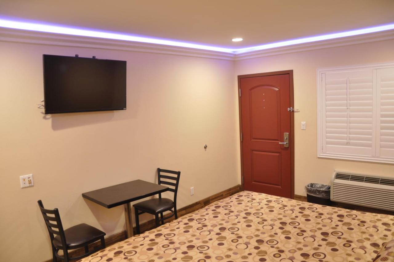 | Sun Light Motel