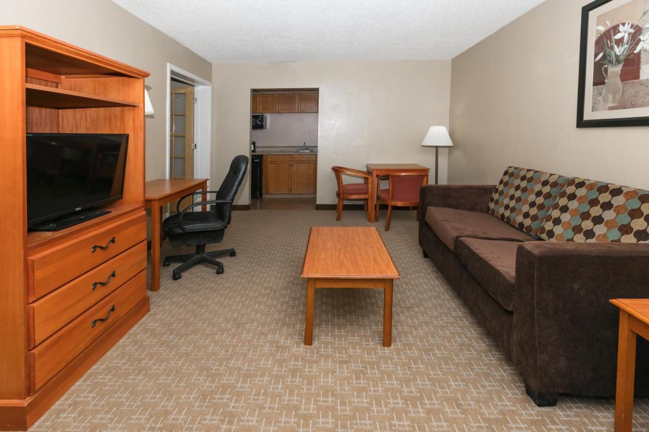 One-Bedroom Deluxe King Suite - Non-Smoking at Ramada by Wyndham Odessa Near University of Texas Permian