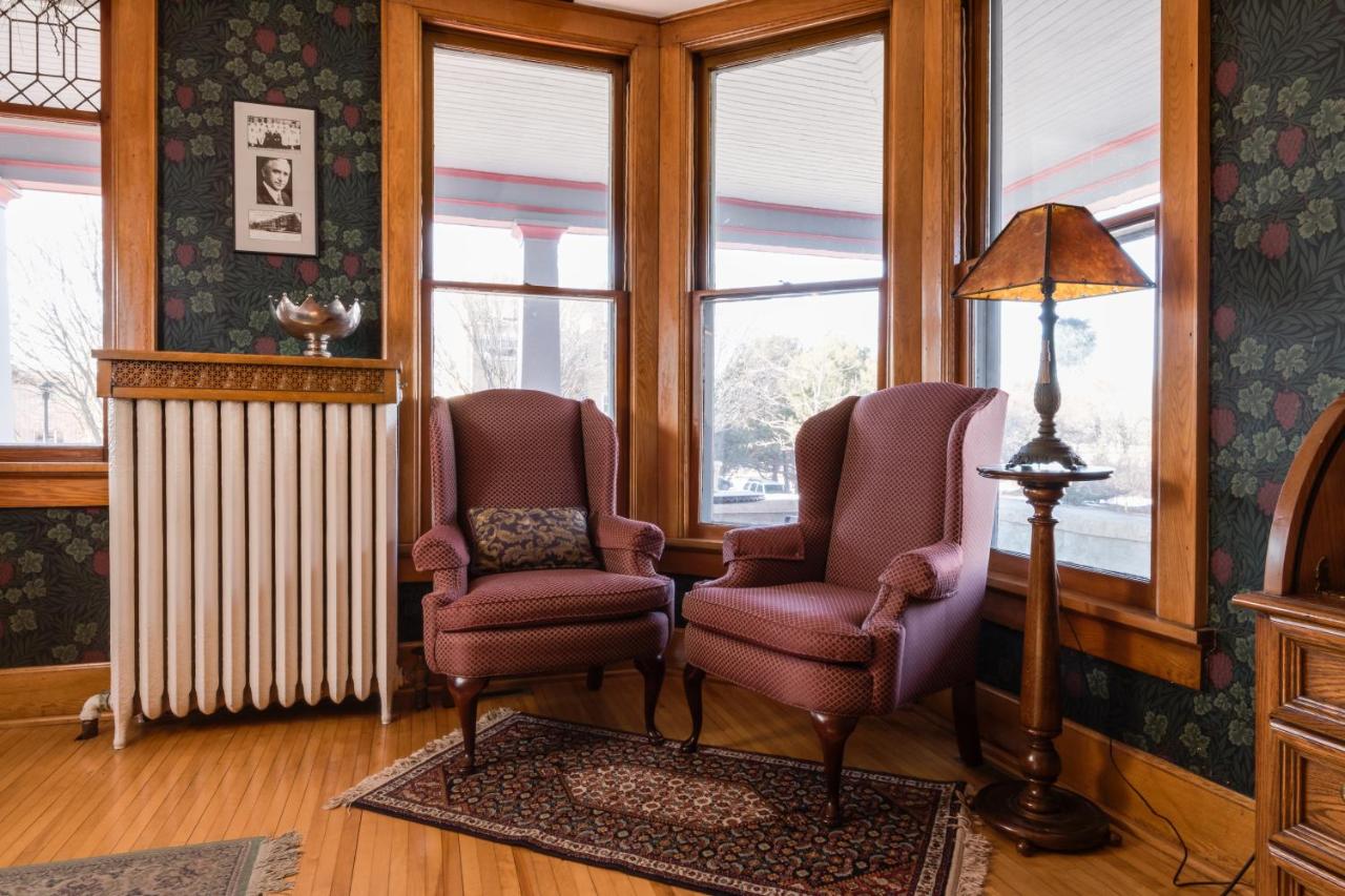 | Astor House
