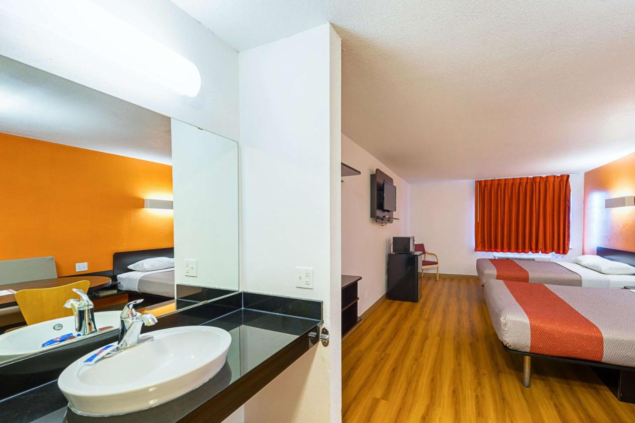  | Motel 6-Amarillo, TX