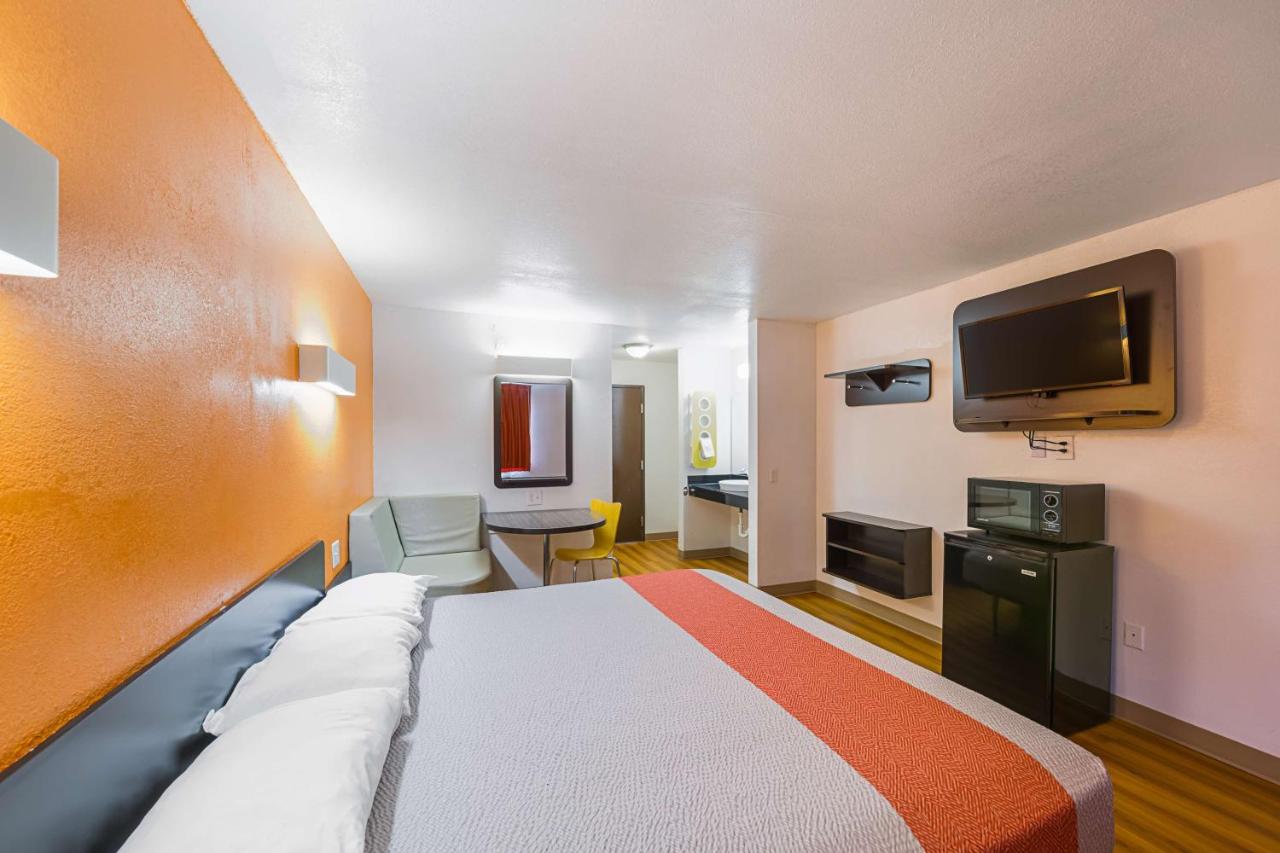  | Motel 6-Amarillo, TX
