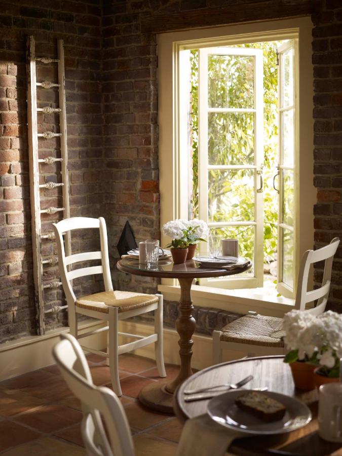 | Maison Fleurie, A Four Sisters Inn