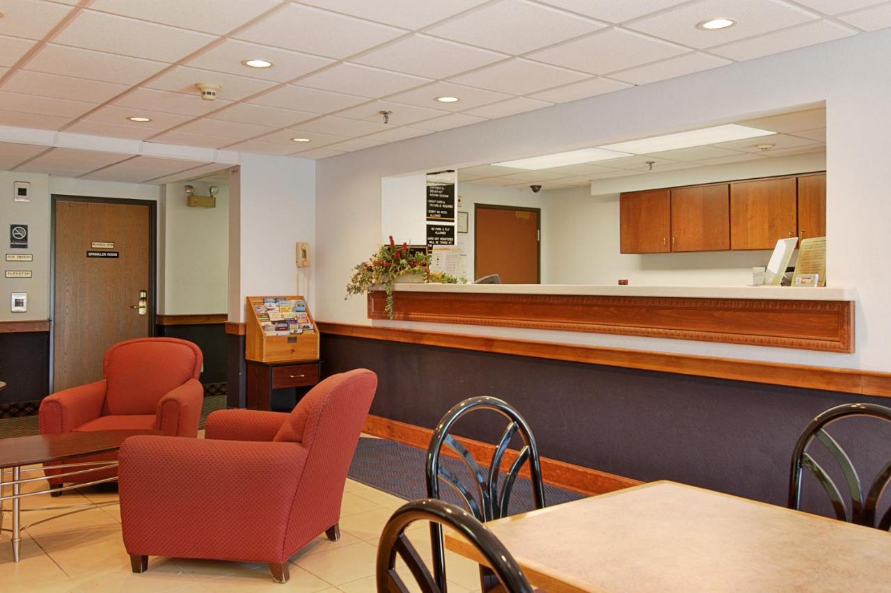  | Super 8 by Wyndham Manchester Airport
