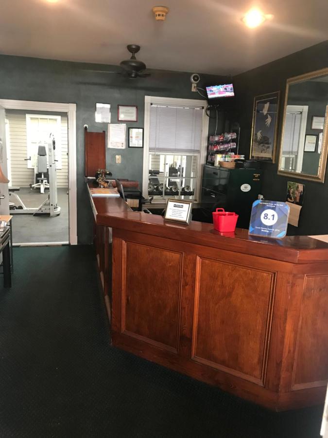  | New Orleans House - Gay Male-Only Guesthouse