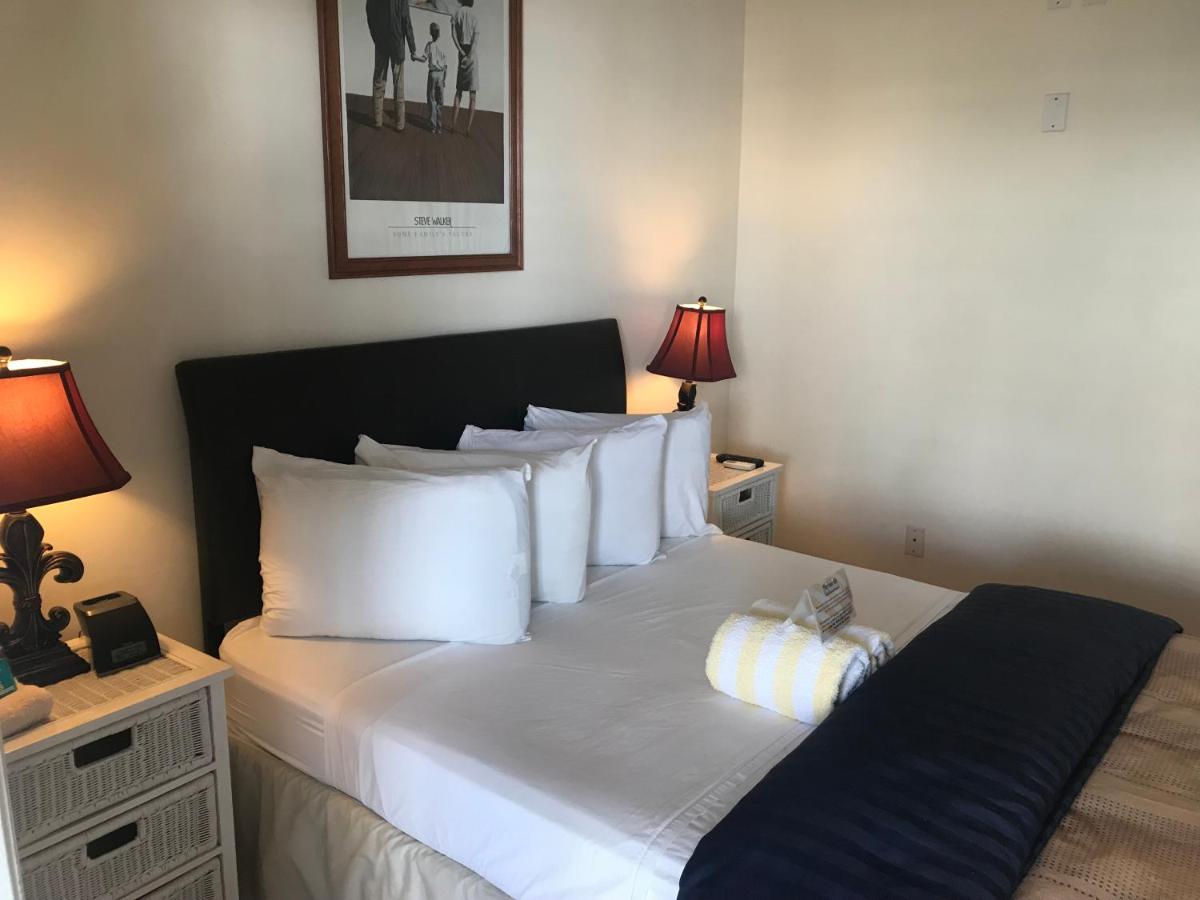  | New Orleans House - Gay Male-Only Guesthouse