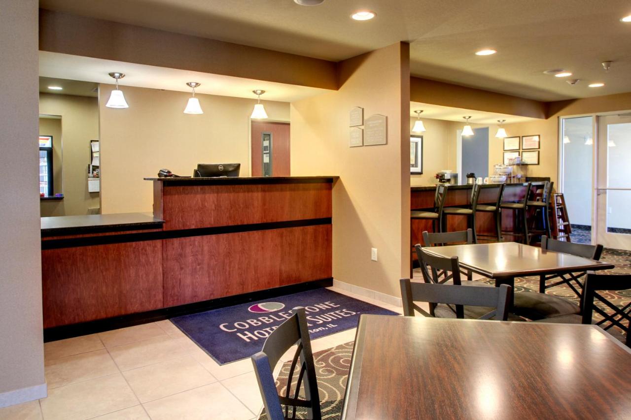 | Cobblestone Hotel & Suites - Newton