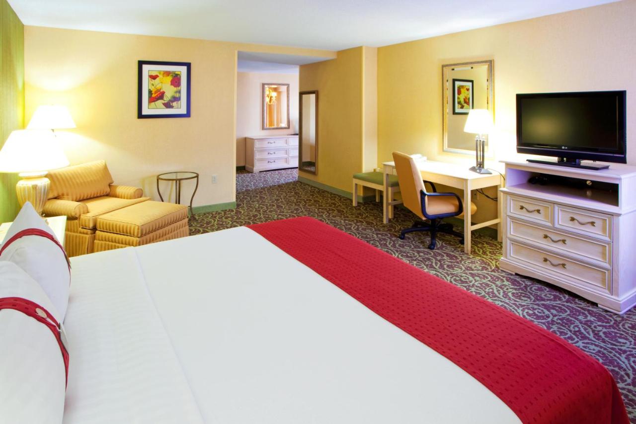 | Holiday Inn Chantilly-Dulles Expo Airport, an IHG Hotel
