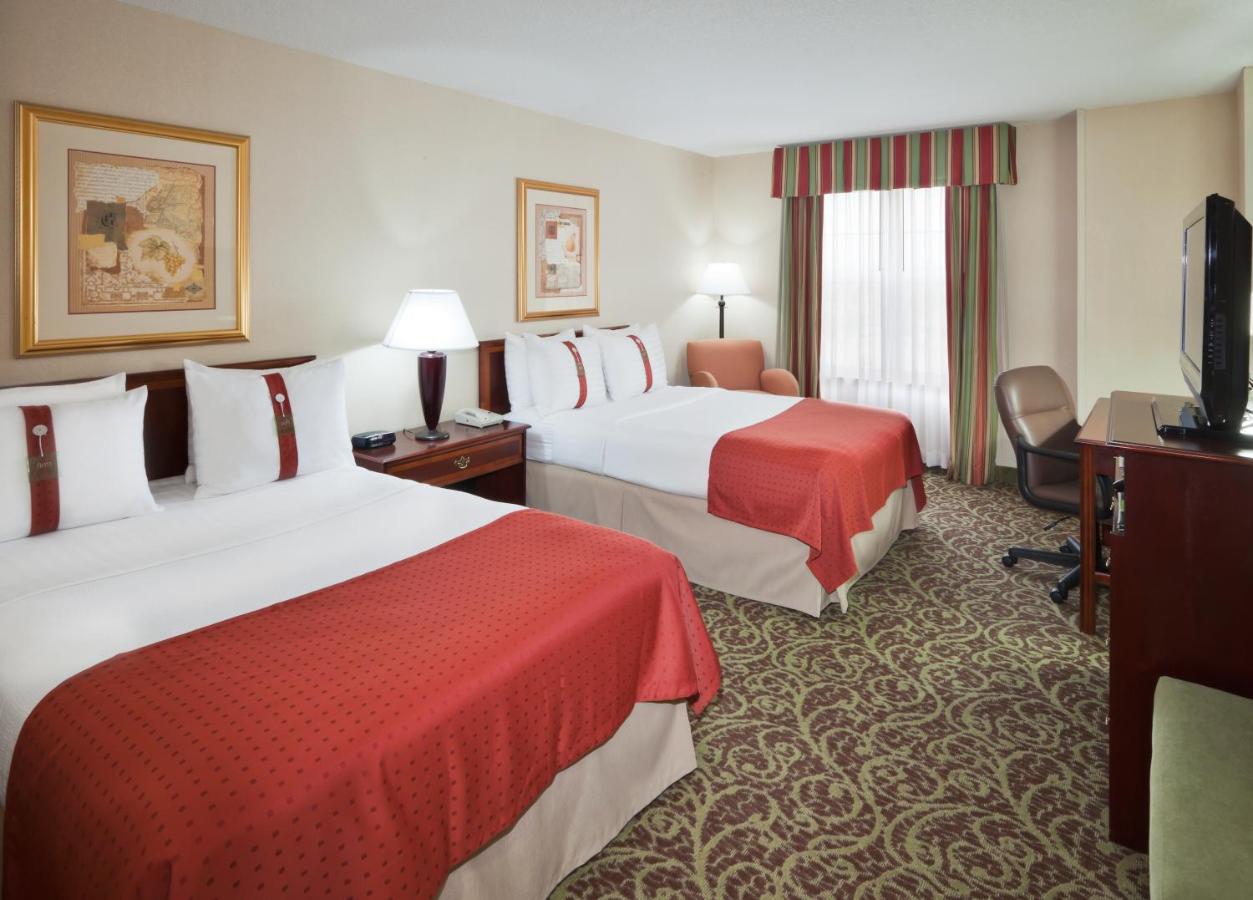 | Holiday Inn Chantilly-Dulles Expo Airport, an IHG Hotel