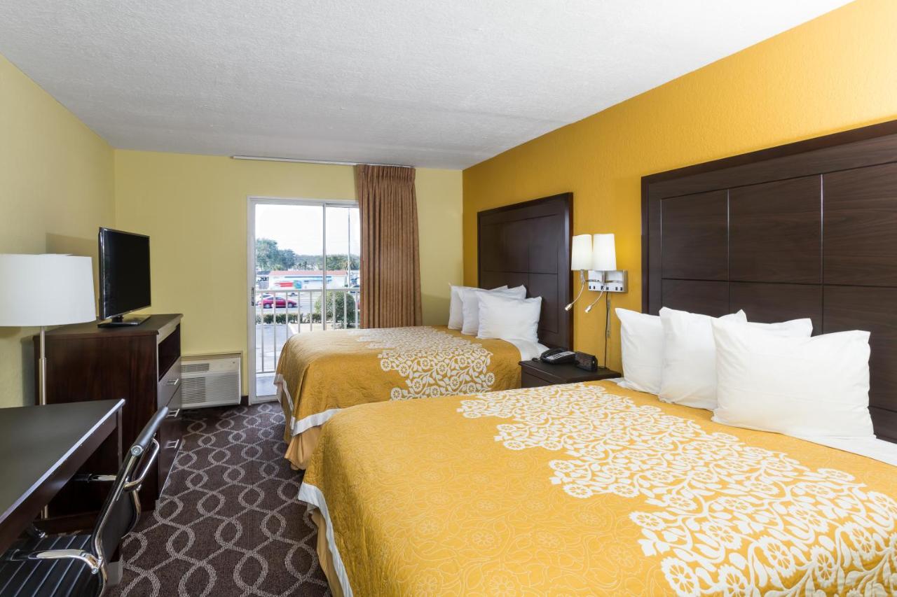 2 Queen Beds, Mobility Accessible Room, Pool Side, Non-Smoking at Days Inn & Suites by Wyndham Port Richey