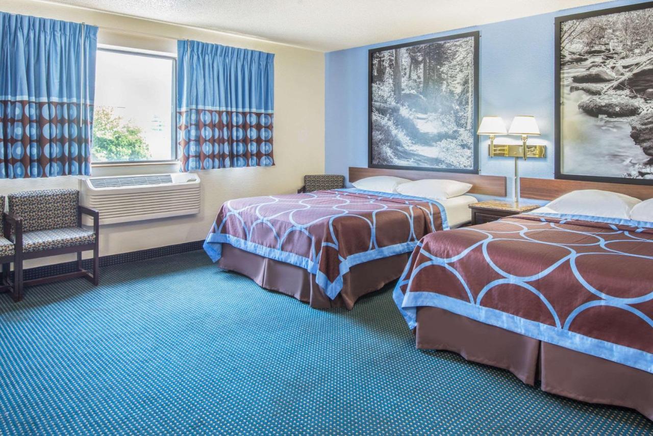  | Super 8 by Wyndham New Castle