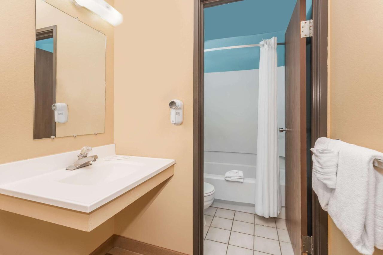 Double Room with Two Double Beds - Non-Smoking at Super 8 by Wyndham Dillon/Breckenridge Area