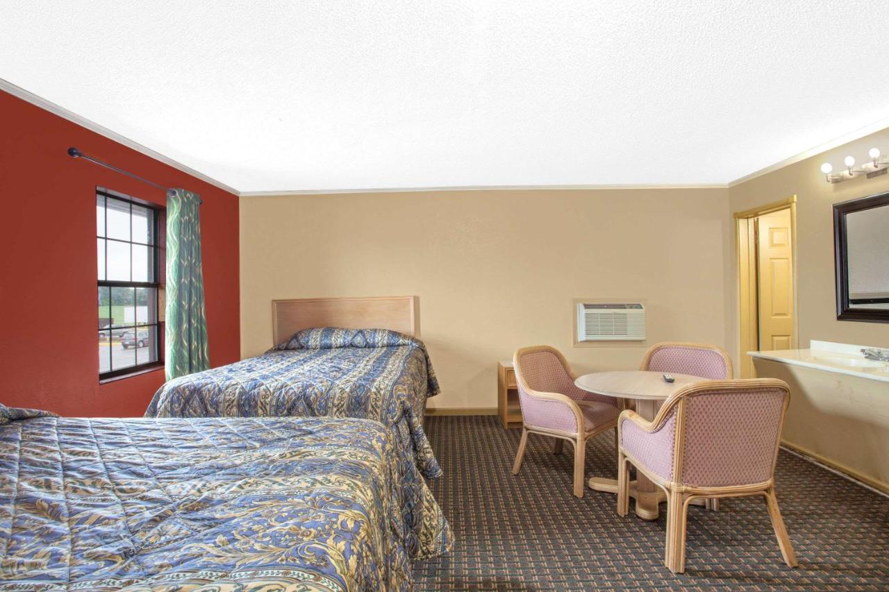| Knights Inn Wildersville