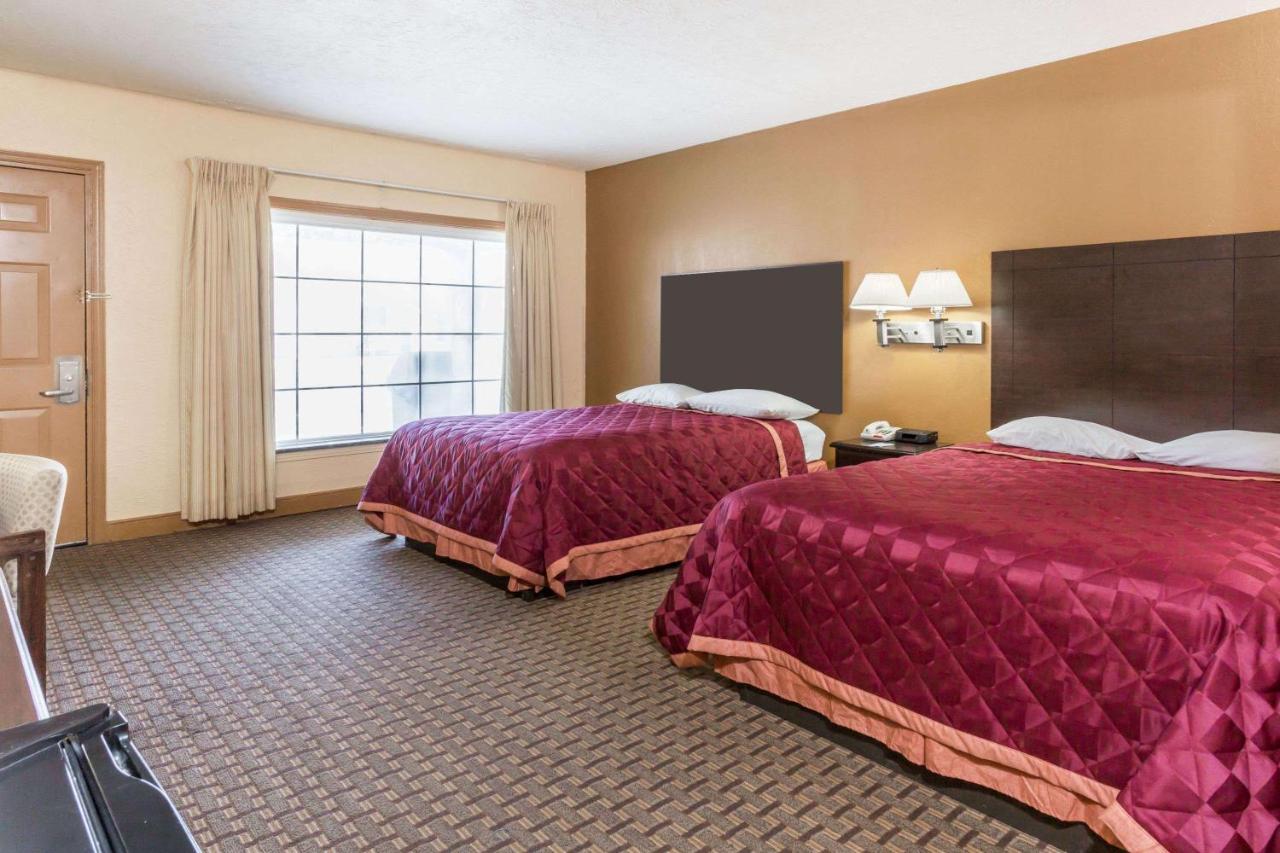 | Knights Inn Glen Allen