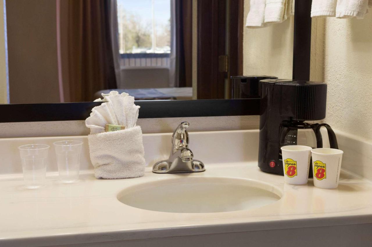 Double Room with Two Double Beds - Non-Smoking at Super 8 by Wyndham Woodward