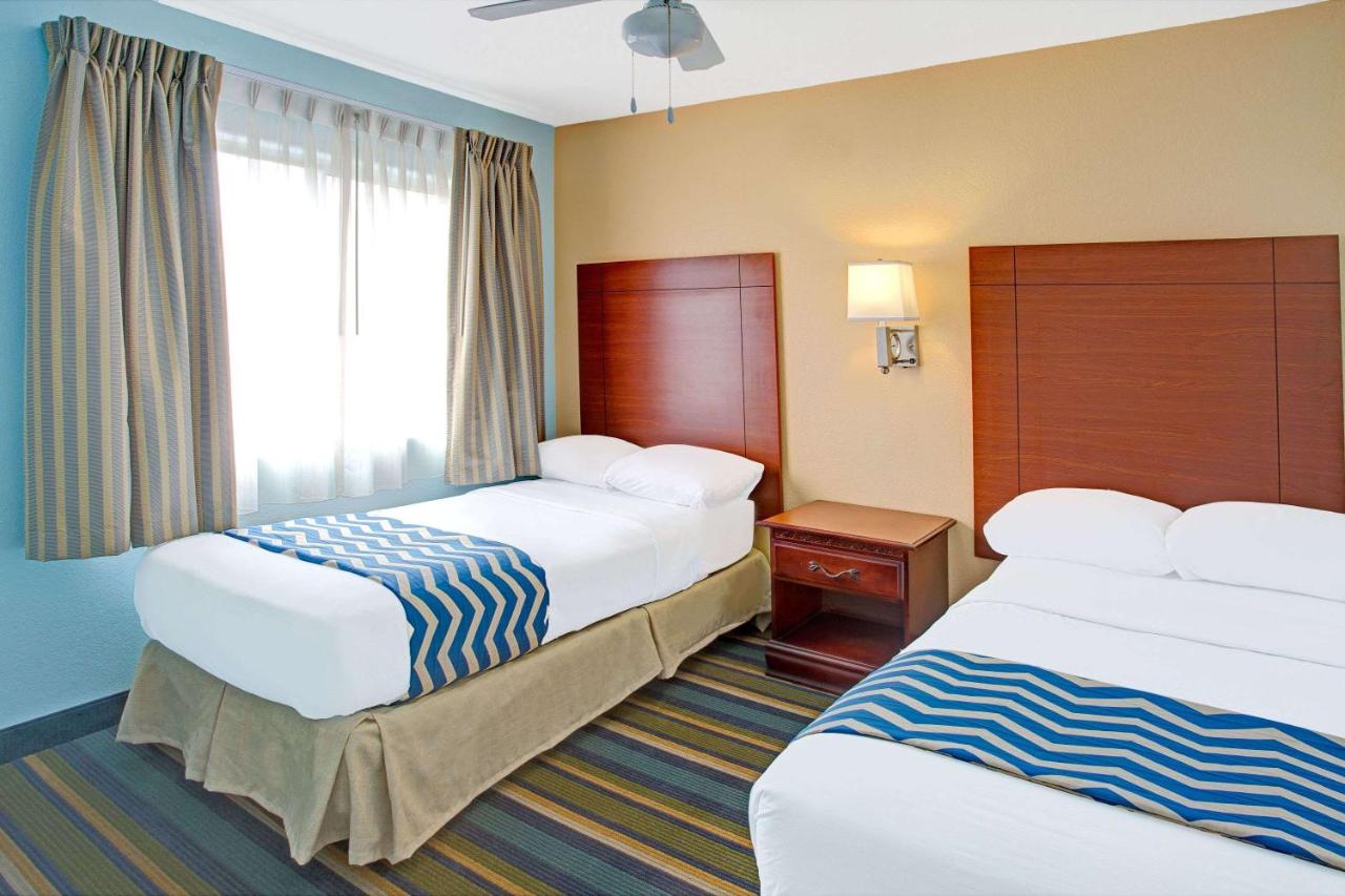 Two-Bedroom Deluxe Suite - Non-Smoking at Travelodge by Wyndham Bishop