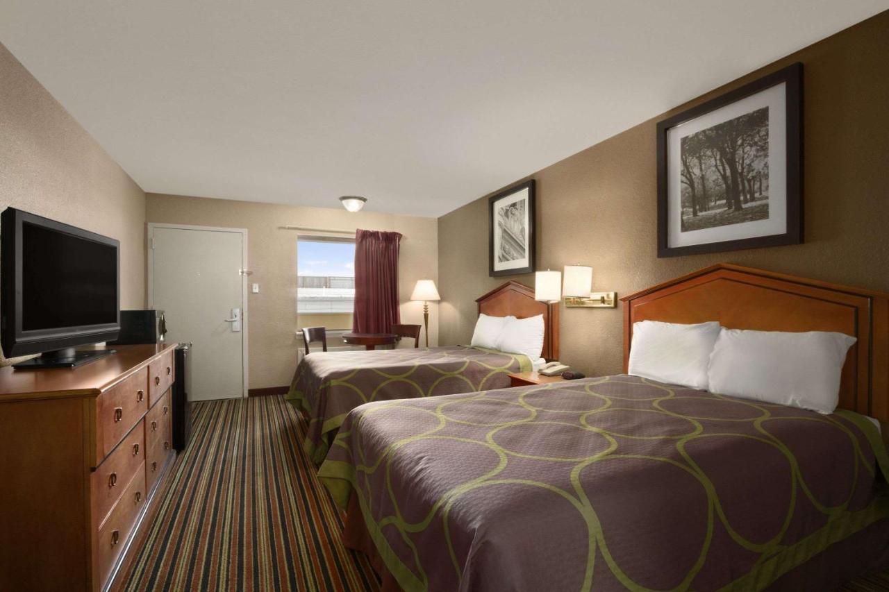 Double Room with Two Double Beds - Non-Smoking at Super 8 by Wyndham Chattanooga/East Ridge
