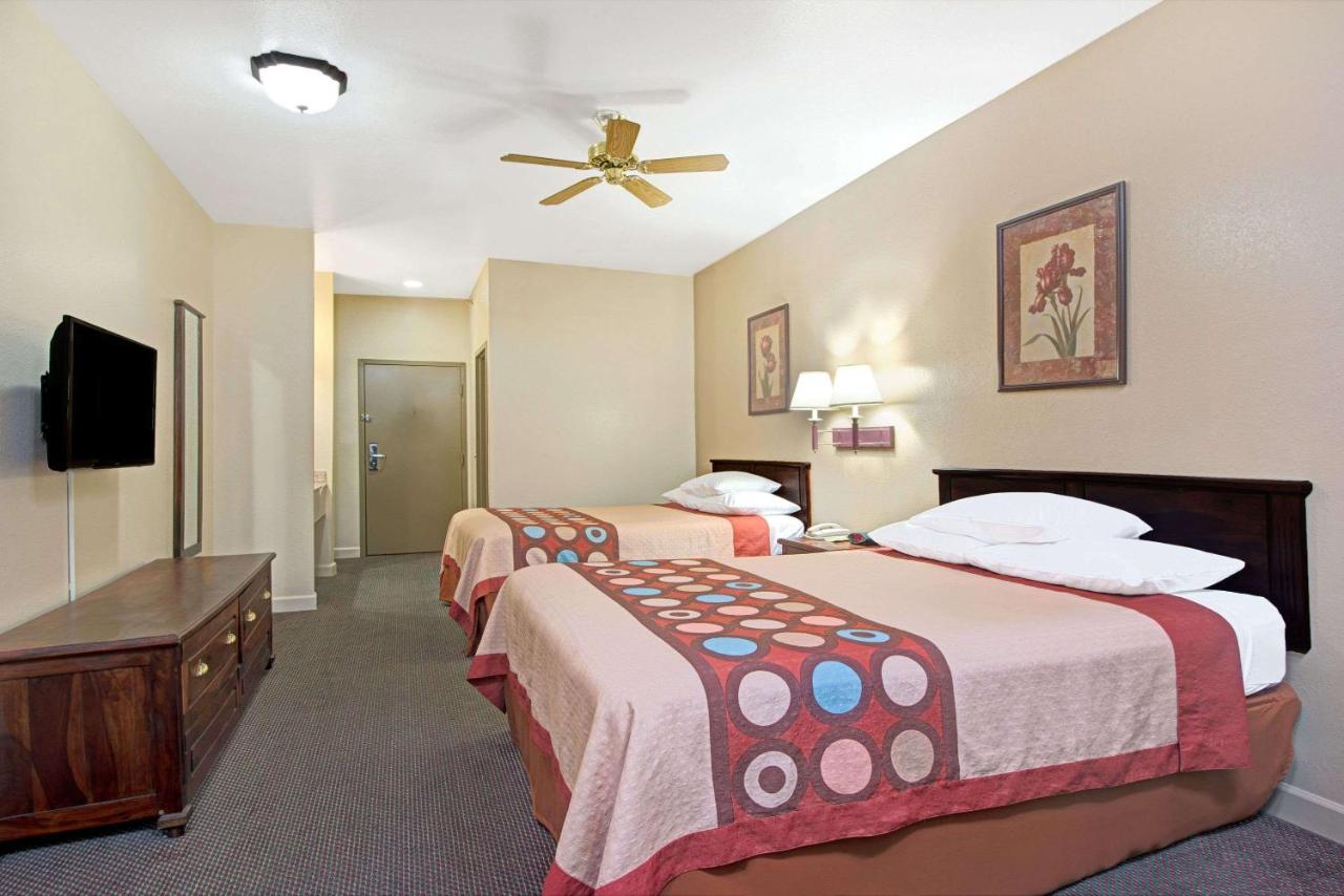 Queen Room with Two Queen Beds - Non-Smoking at Super 8 by Wyndham St. Louis Airport