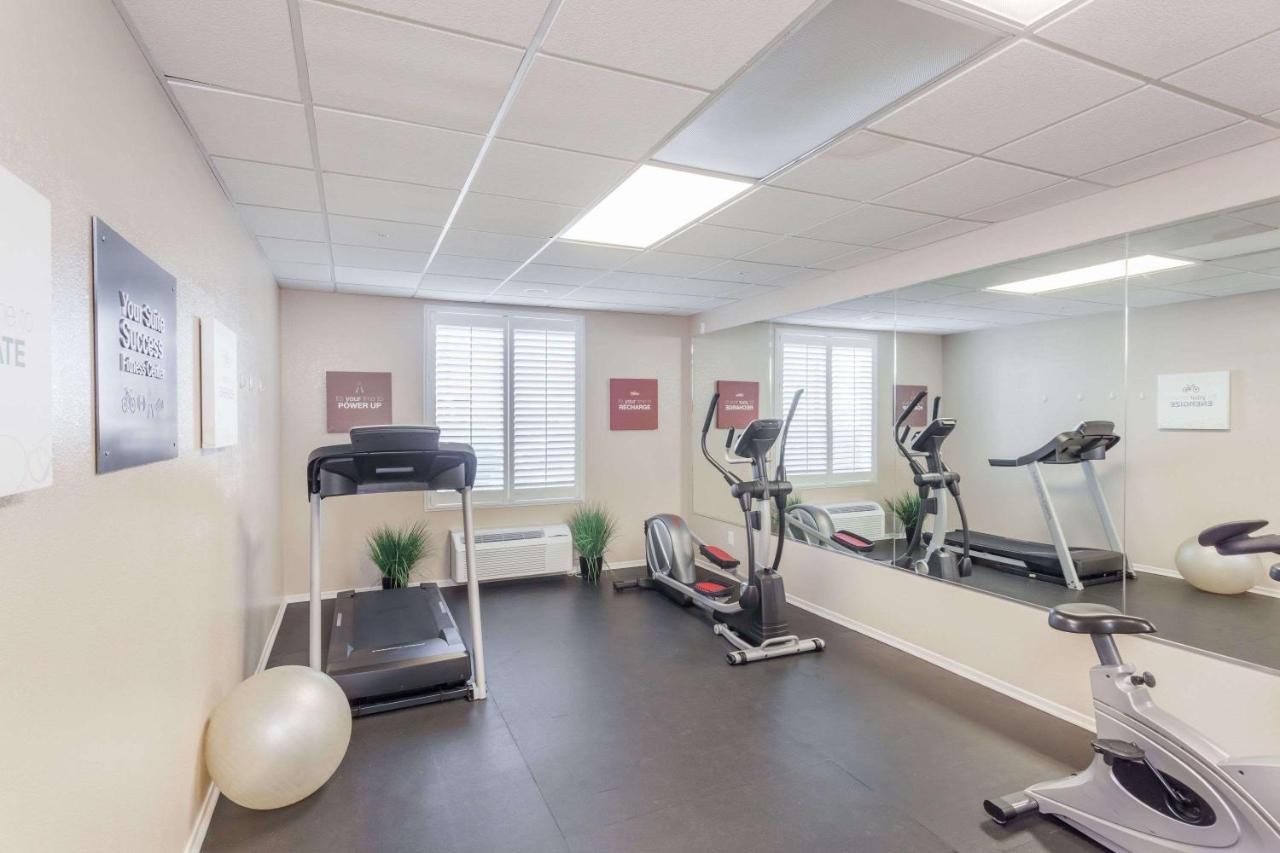| Hawthorn Suites