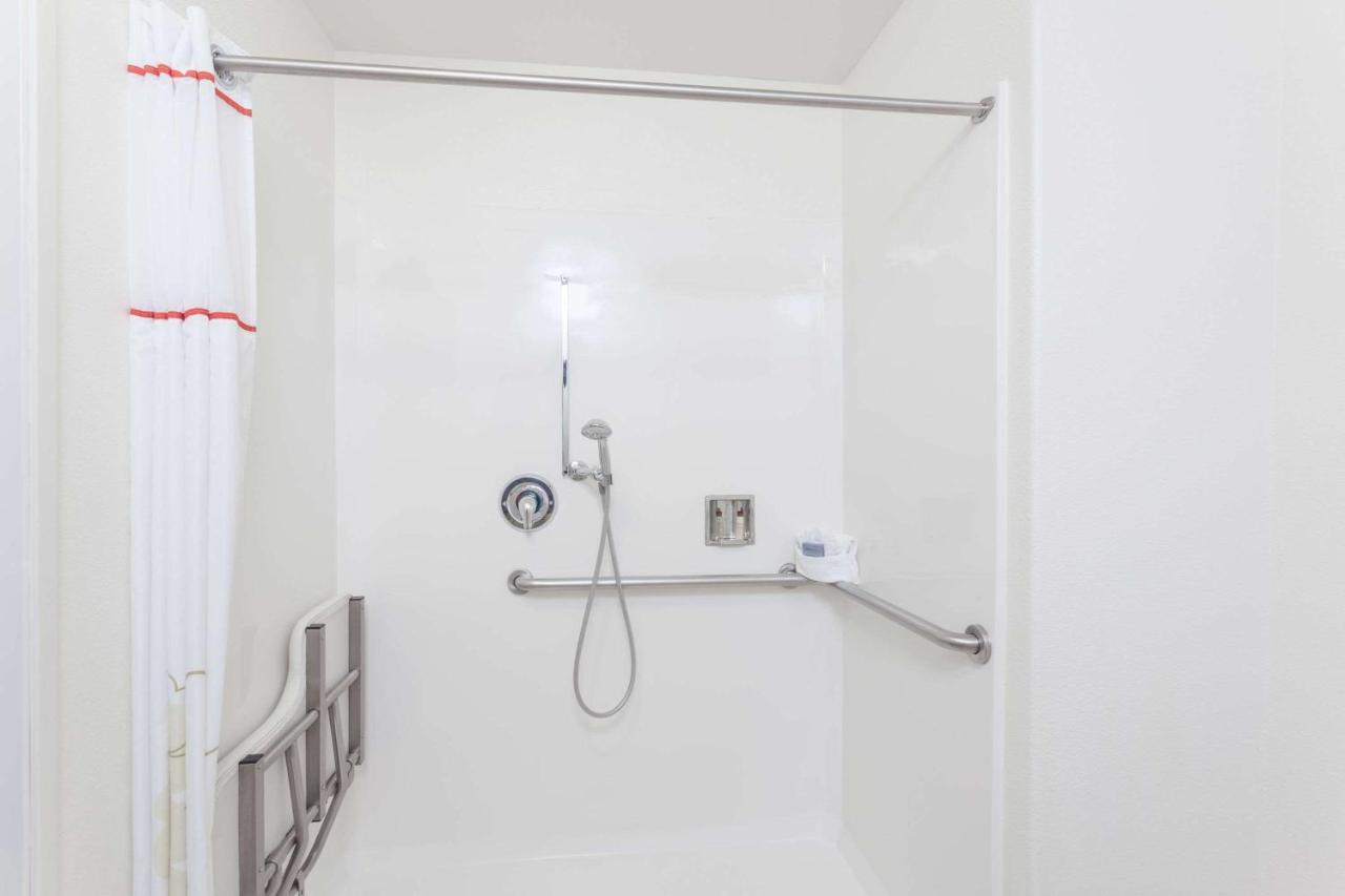 | Hawthorn Suites