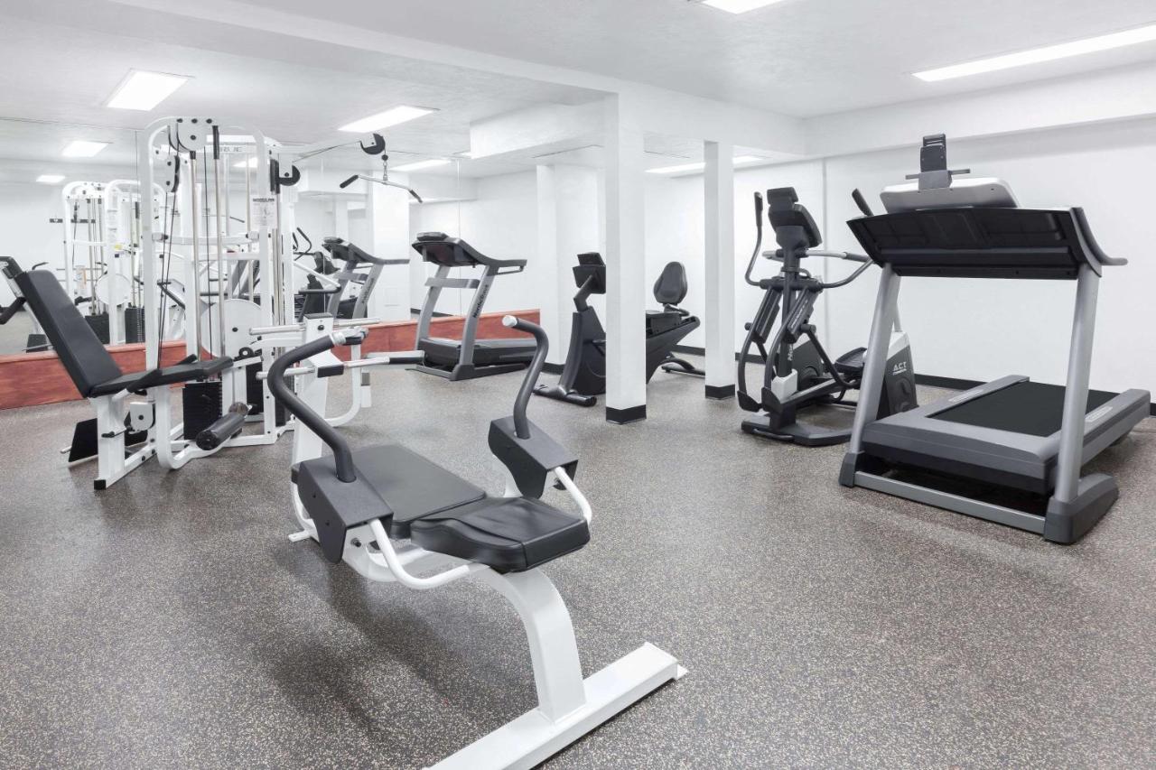 | Hawthorn Suites Dallas Love Field
