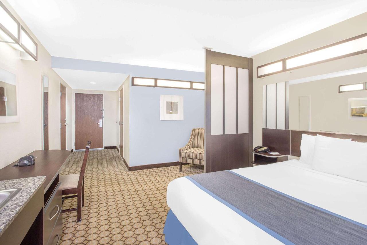 Queen Studio Suite - Non-Smoking at Microtel Inn & Suites by Wyndham San Angelo
