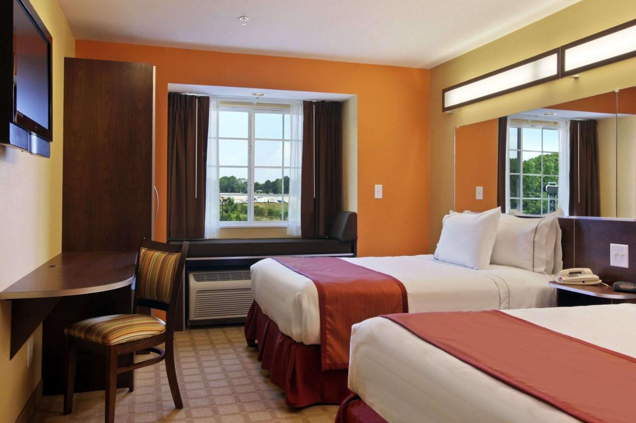 2 Queen Beds, Suite, Non-Smoking to 2 Queen Beds, Studio Suite, Non-Smoking at Microtel Inn & Suites by Wyndham Anderson/Clemson