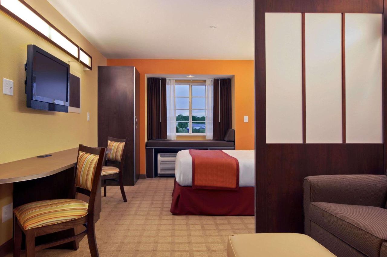 Queen Studio Suite - Non-Smoking at Microtel Inn & Suites by Wyndham Anderson/Clemson