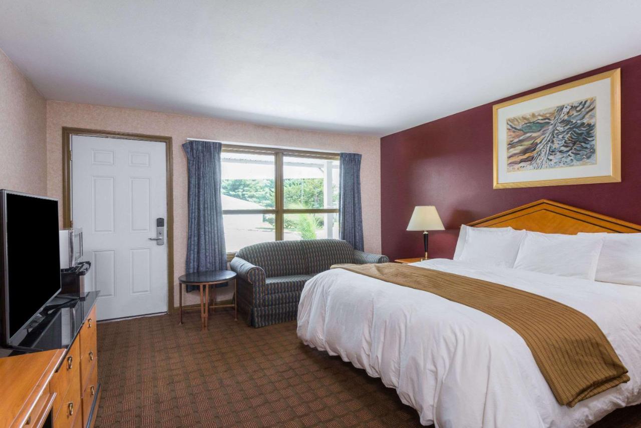 | Elite Inn