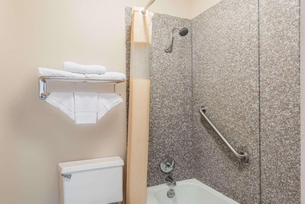| Knights Inn Greenville