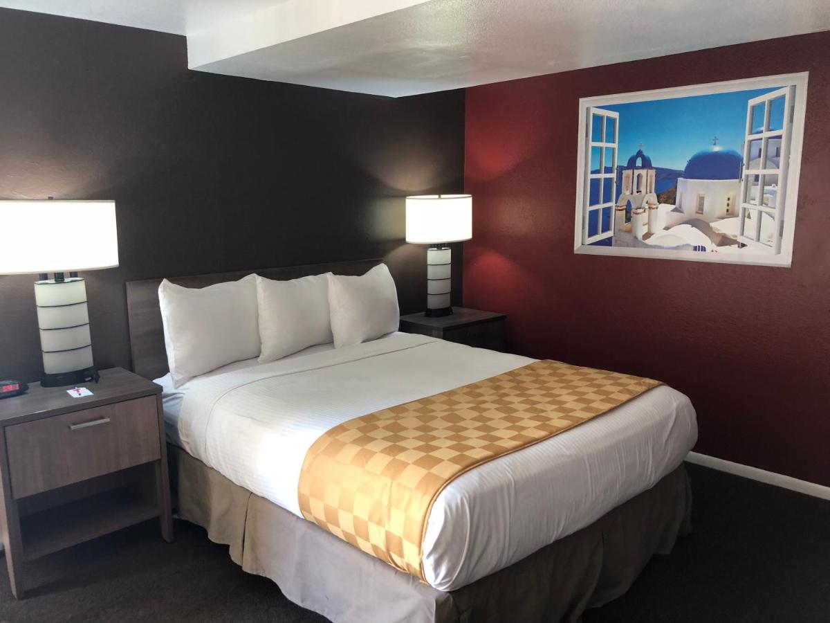  | Knights Inn Los Angeles Central / Convention Center Area