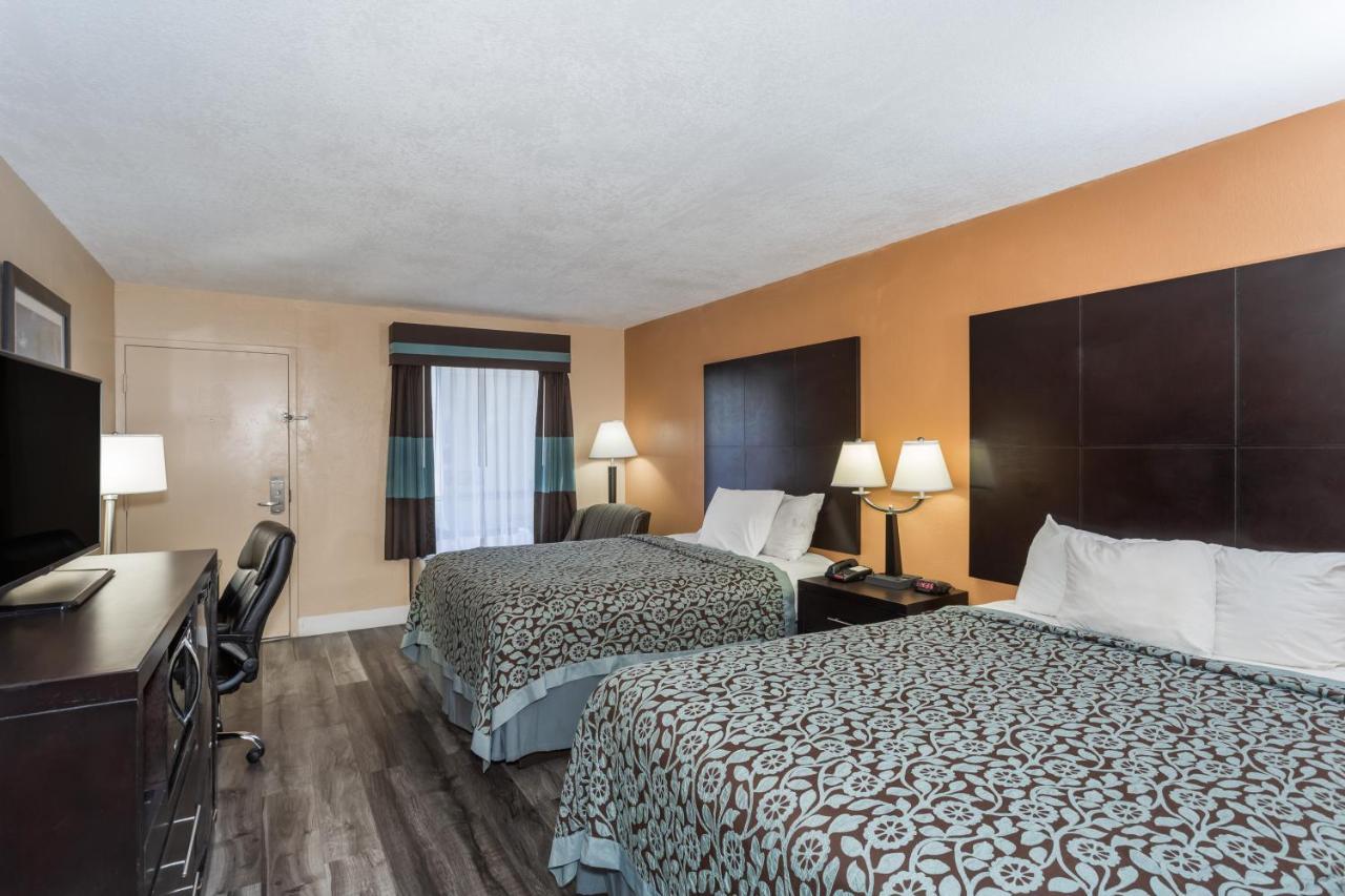 Queen Room with Two Queen Beds - Non-Smoking at Days Inn by Wyndham Sarasota Bay