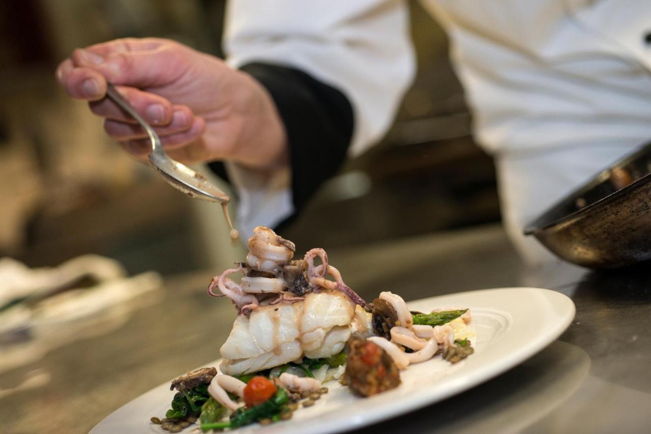 | The Lincoln Inn & Restaurant At The Covered Bridge