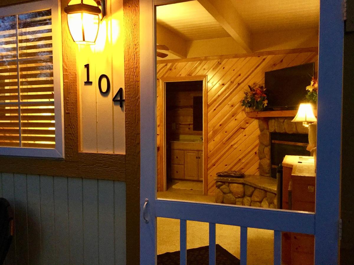 | Giant Oaks Lodge