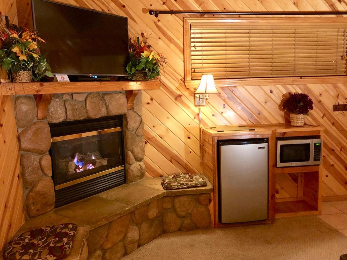 | Giant Oaks Lodge