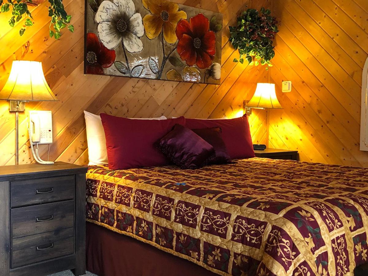 | Giant Oaks Lodge