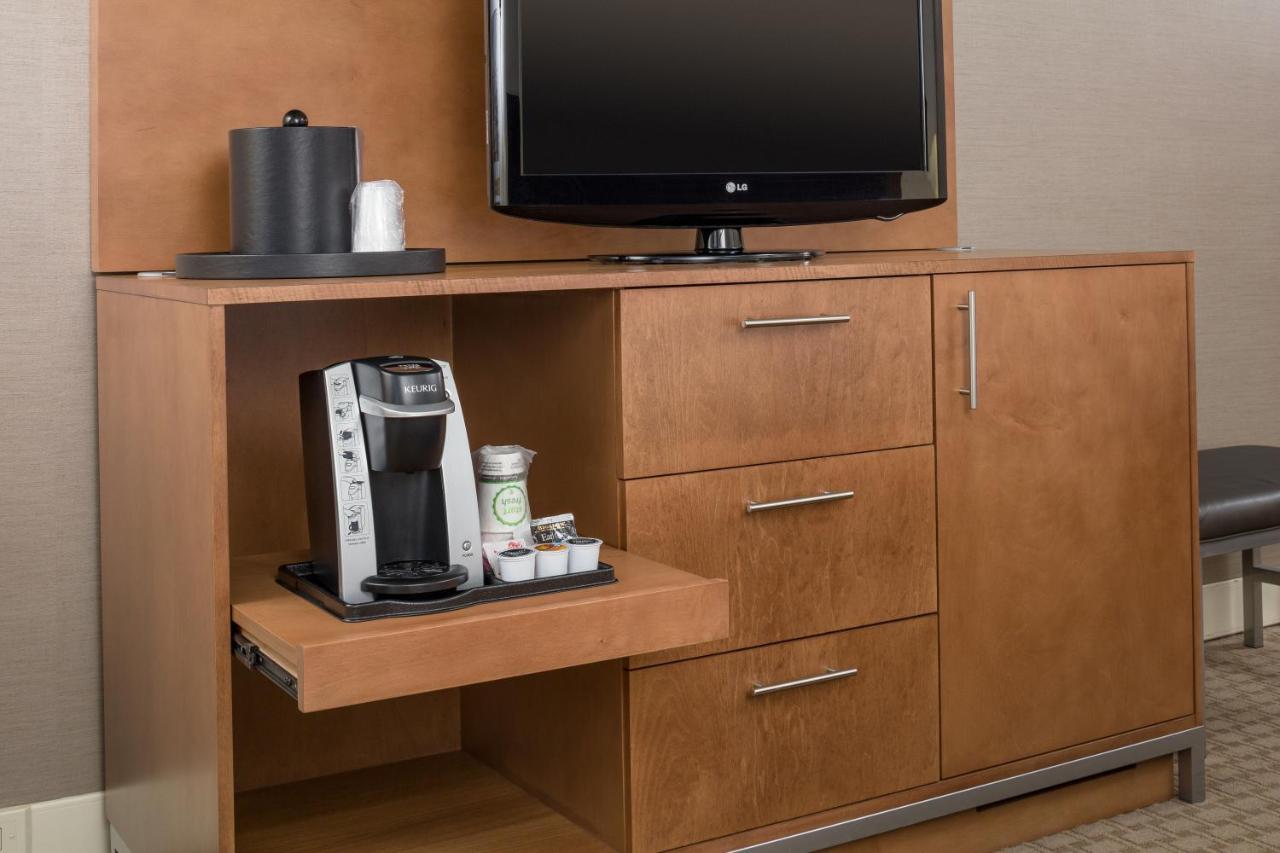 Holiday Inn Manchester Airport, an IHG Hotel