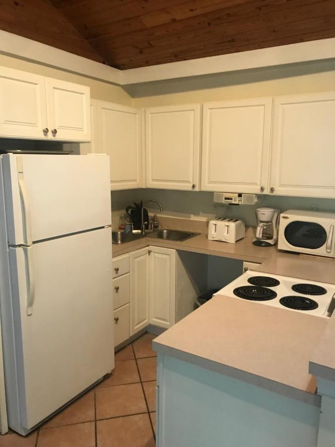  | New Orleans House - Gay Male-Only Guesthouse