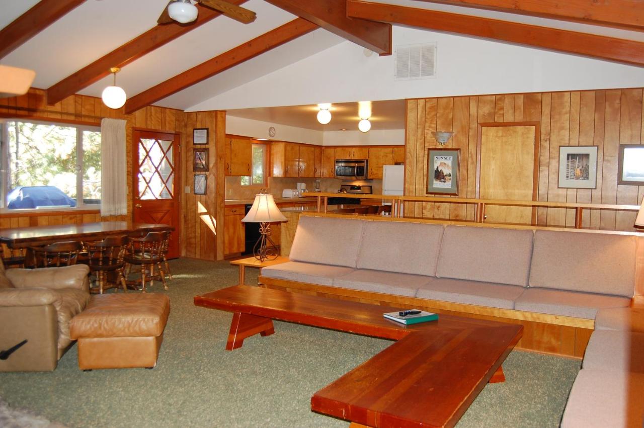 | 99 Yosemite Mountain Lodge