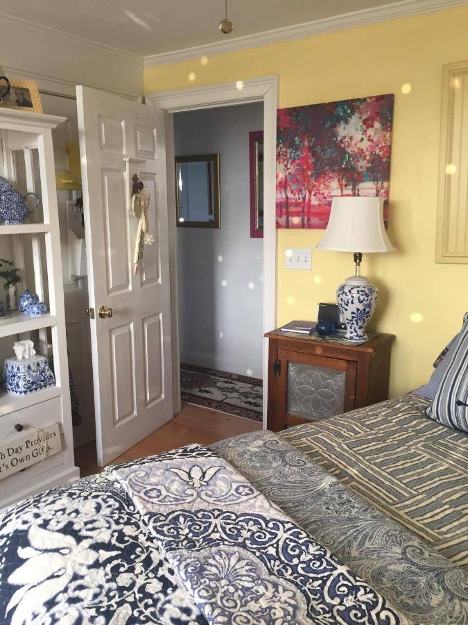 | Inn 38 Oak Bluff Circle