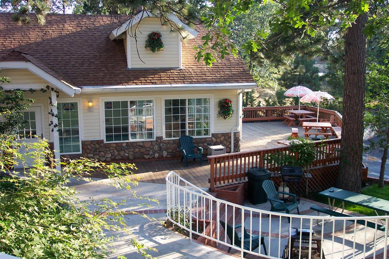 | Giant Oaks Lodge