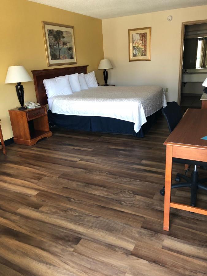 King Room - Non-Smoking at 1863 Inn of Gettysburg