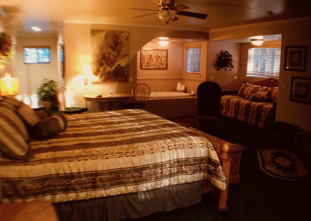 | Giant Oaks Lodge