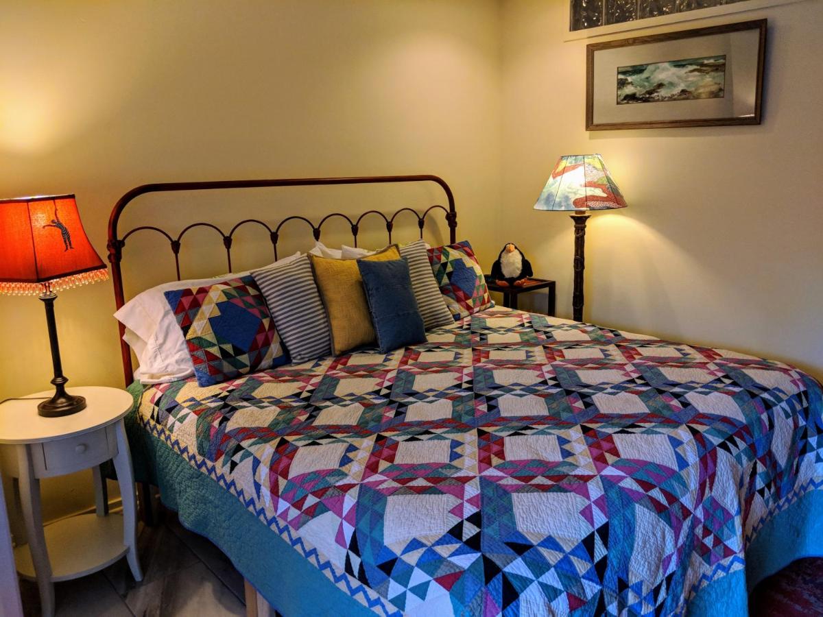 | Ann Arbor Bed and Breakfast