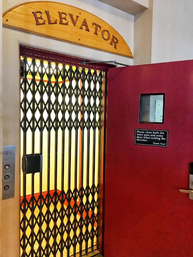  | Pismo Beach Hotel