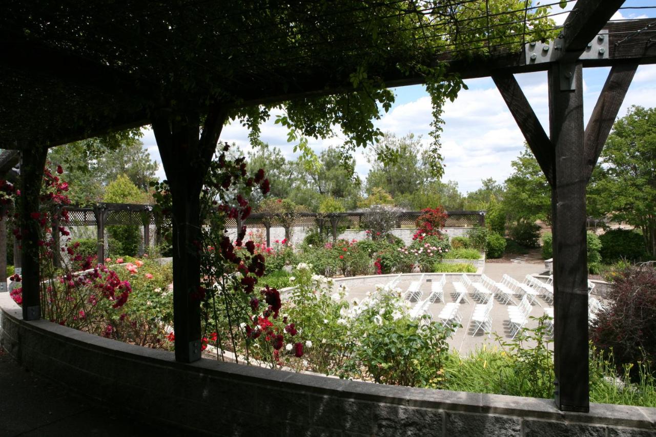  | Rocklin Park Hotel
