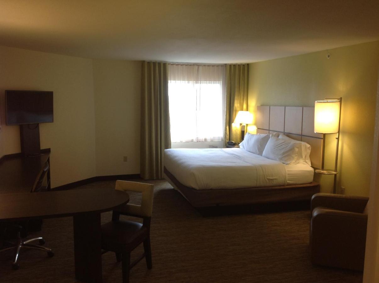 King Studio Suite - Non-Smoking at Candlewood Suites Goodlettsville - Nashville, an IHG Hotel