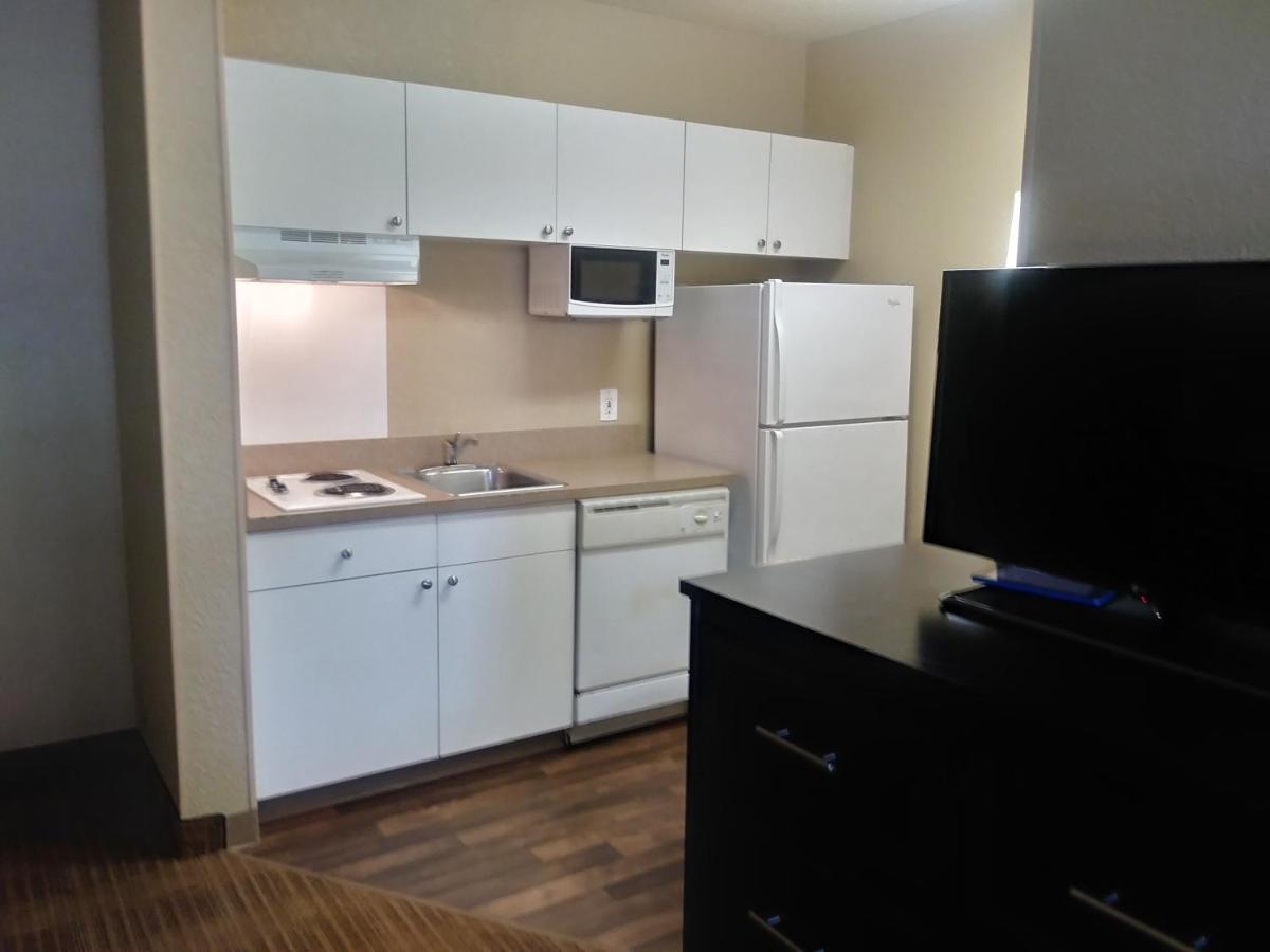 Queen Studio - Non-Smoking at Extended Stay America Suites Denver Aurora North