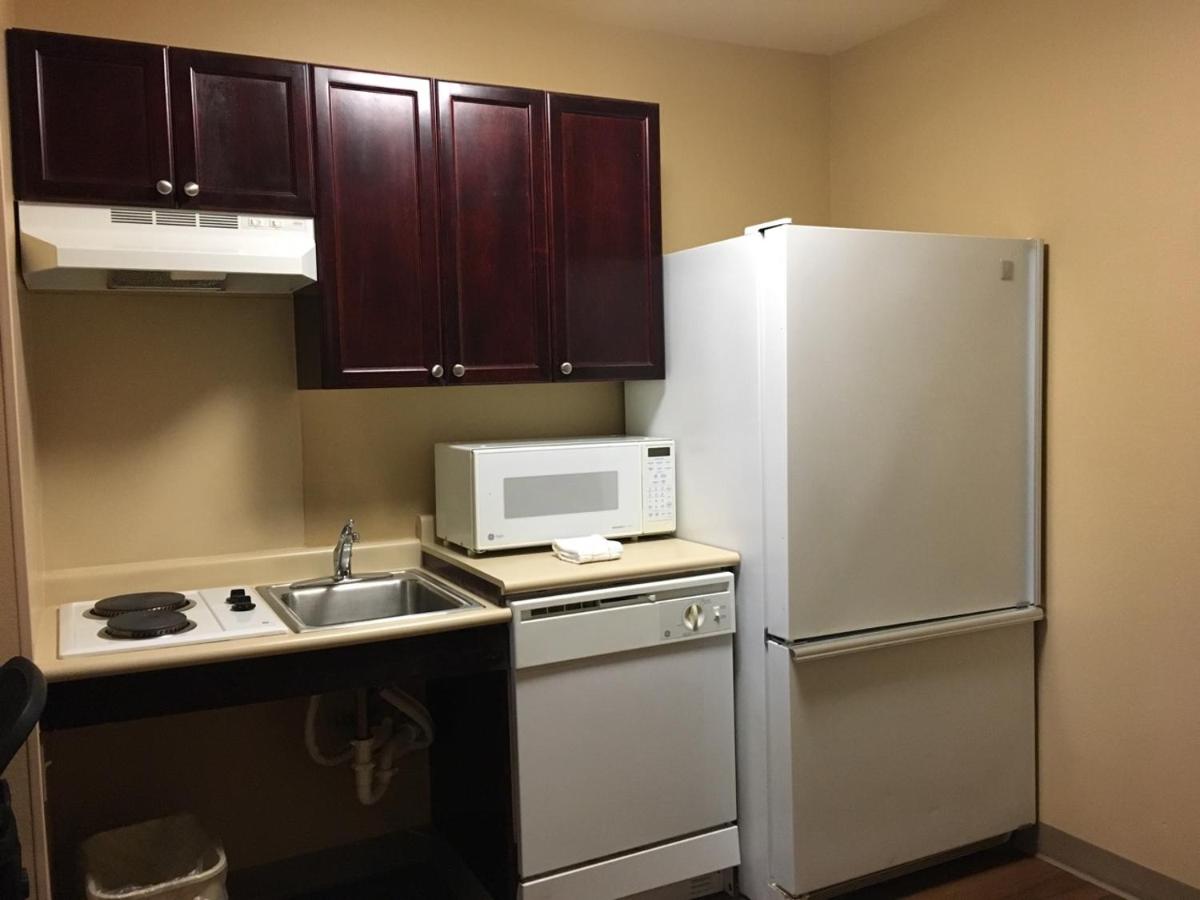 Deluxe Studio - Disability Access/Non-Smoking at Extended Stay America Suites Columbus Tuttle