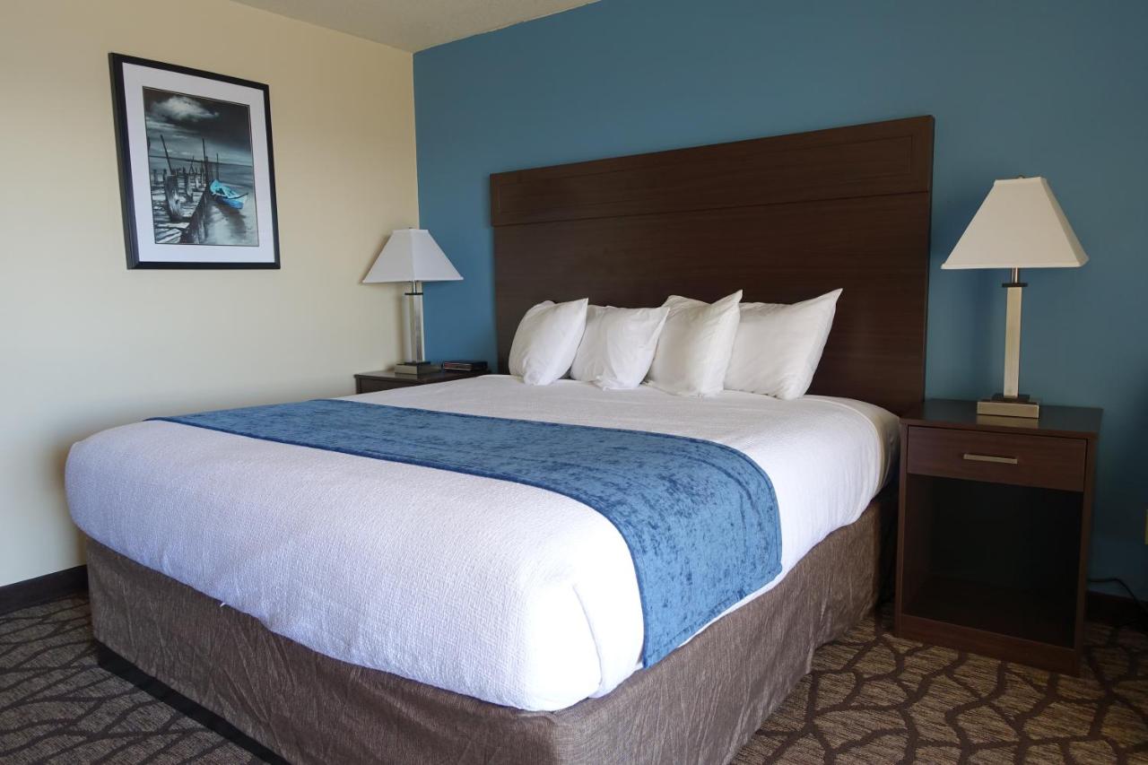 | Harborside Inn