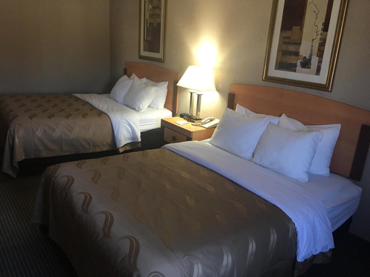 Deluxe Queen Room with Two Queen Beds at Quality Inn Nashville - Bloomington